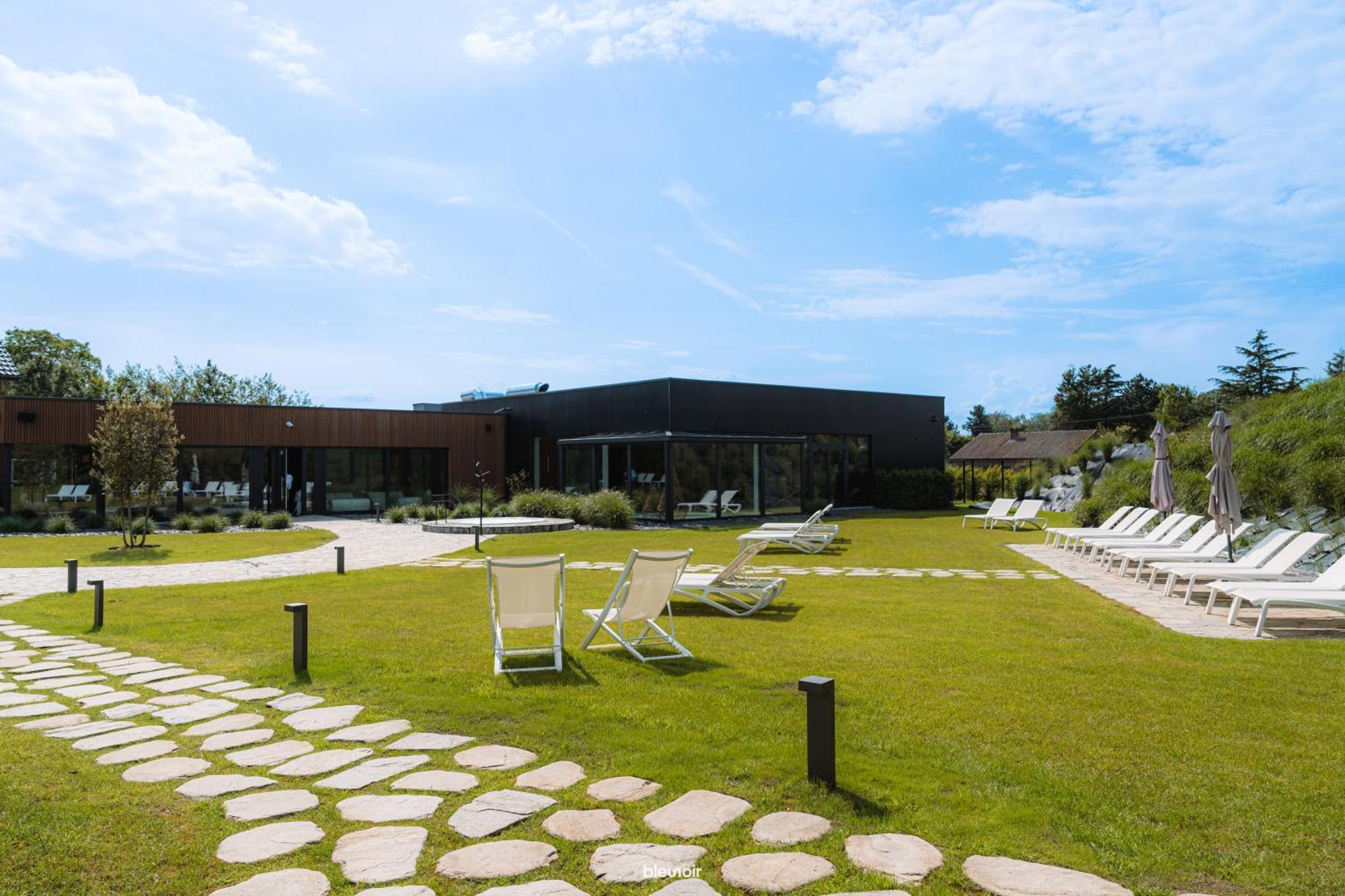 Domaine Des Thermes Awans Buitenkant foto